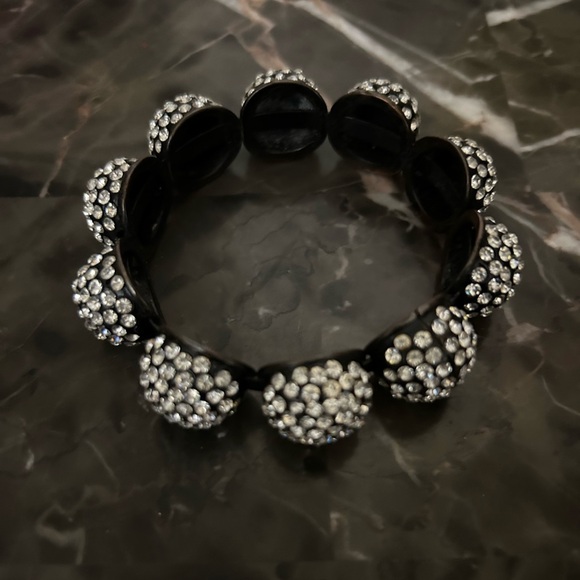 Vintage Magnetic Closure Black and Silver Bracelet - Picture 2 of 2